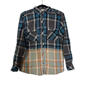 Urban Renewal Plaid Button Down Shirt Multicolor Size Medium Ombré Blue Orange